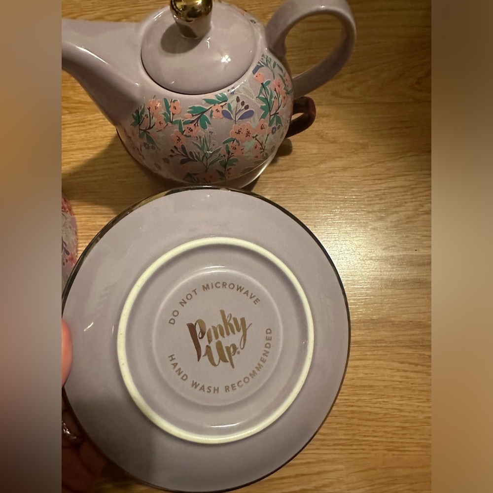Pinky Up Addison Tea for One Set - Picture 3 of 7